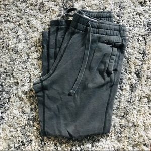 American Eagle 🦅 men’s sweatpants size small